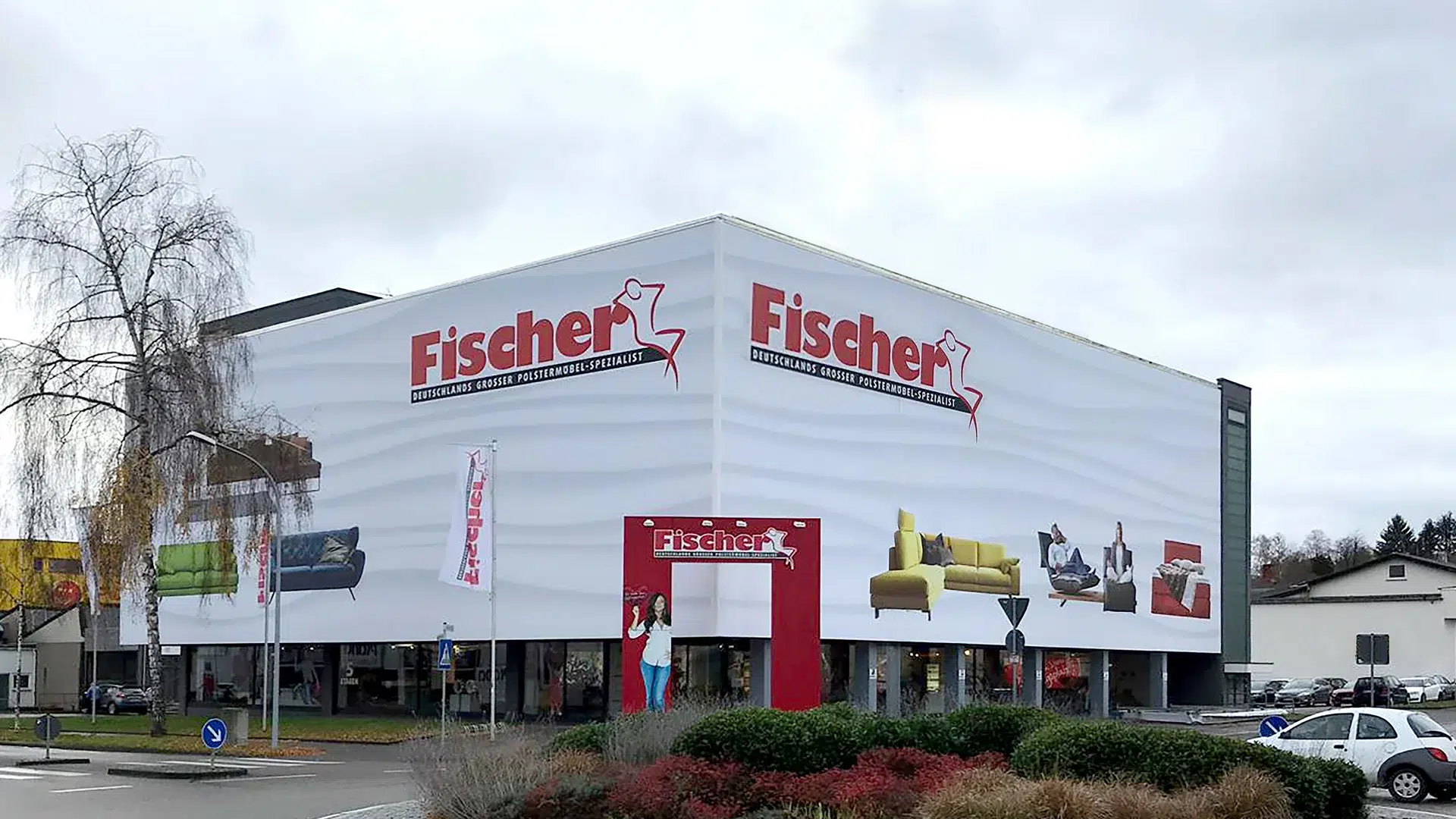 Großer Fischer-Möbelmarkt.