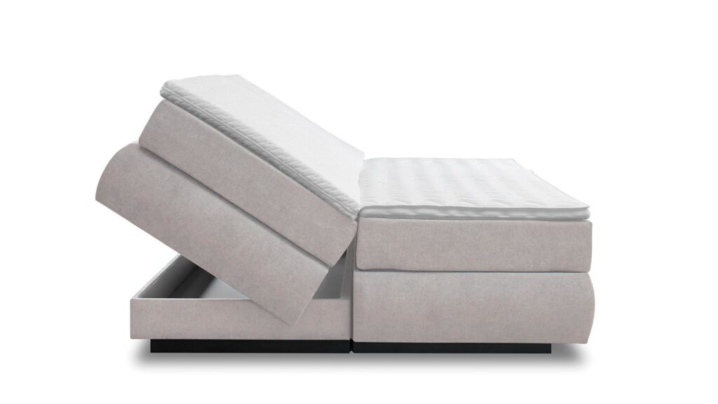geöffnete Boxspringbett-Box