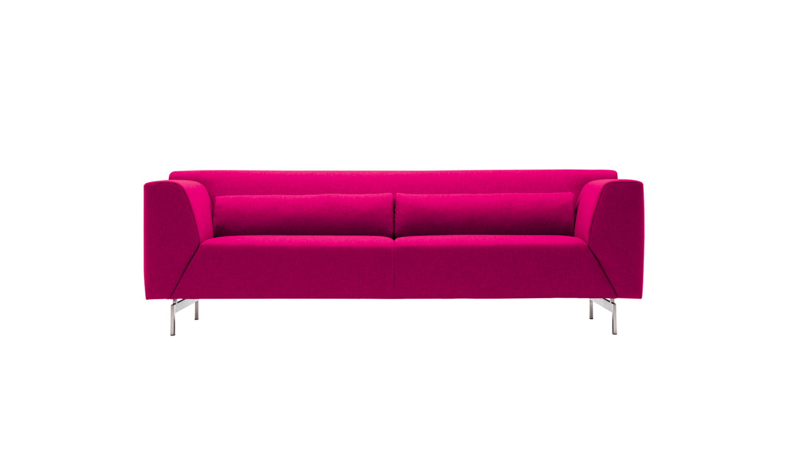 Modernes, rosa Sofa mit chromfarbenen Beinen.