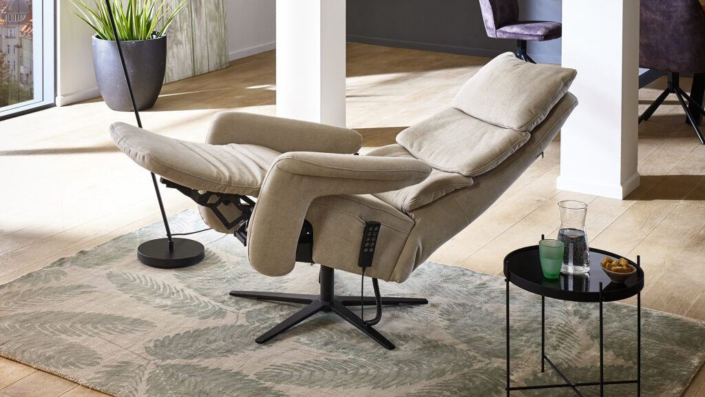 Sessel-EA6