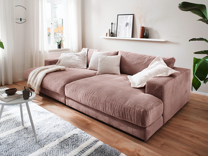 XXL Sofa für XXL Platz für Sie, Freunde und Familie