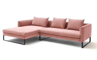 Freigestelltes modernes Sofa mit rosa Cordbezug